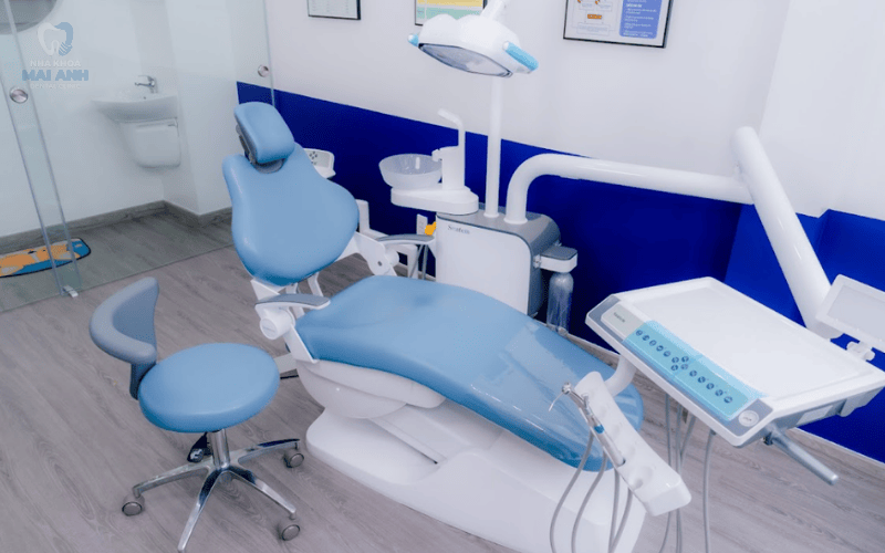 Cần lưu ý gì sau khi trồng răng implant toàn hàm?